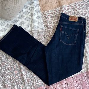 Levi’s Bootcut Jeans
